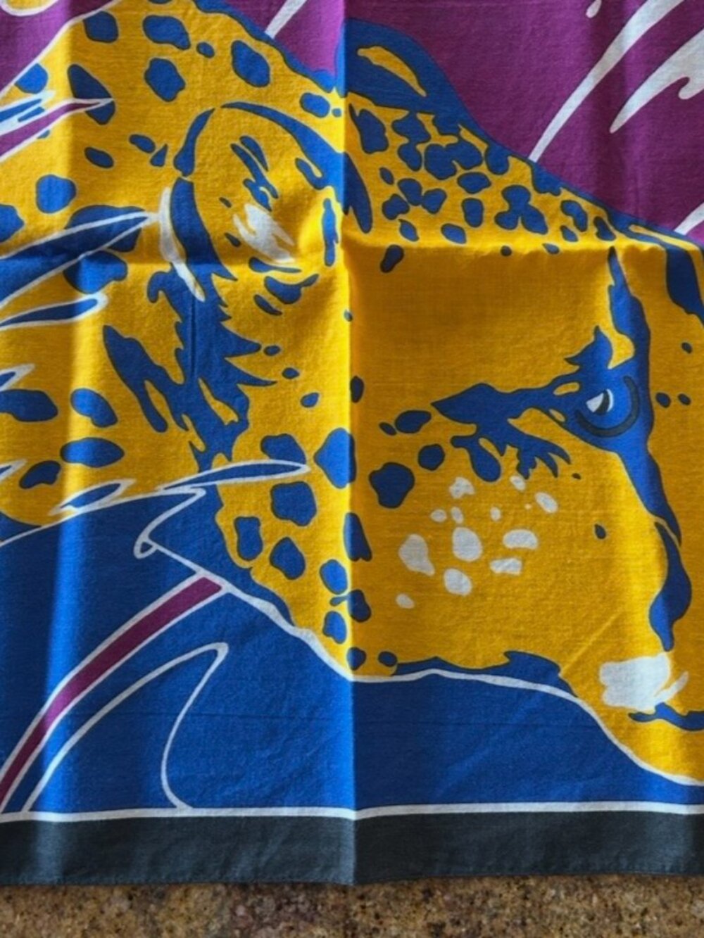 Vintage Gucci 1970's Cheetah Pattern Cotton Pocket Square Handkerchief Italy - Picture 3 of 9